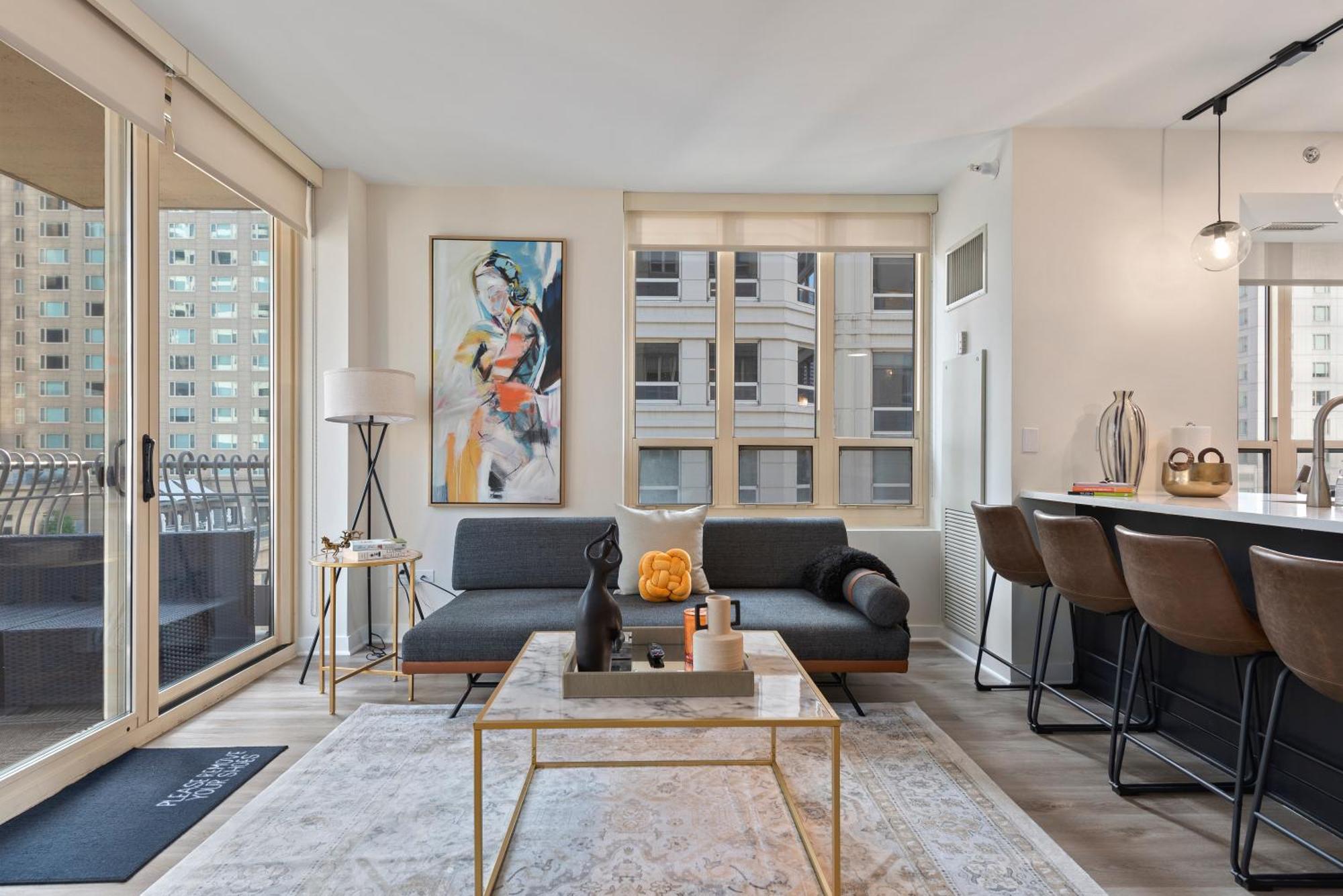 The Bernardin Gold Coast Luxury Apartments Near Magnificent Mile Chicago Exterior photo